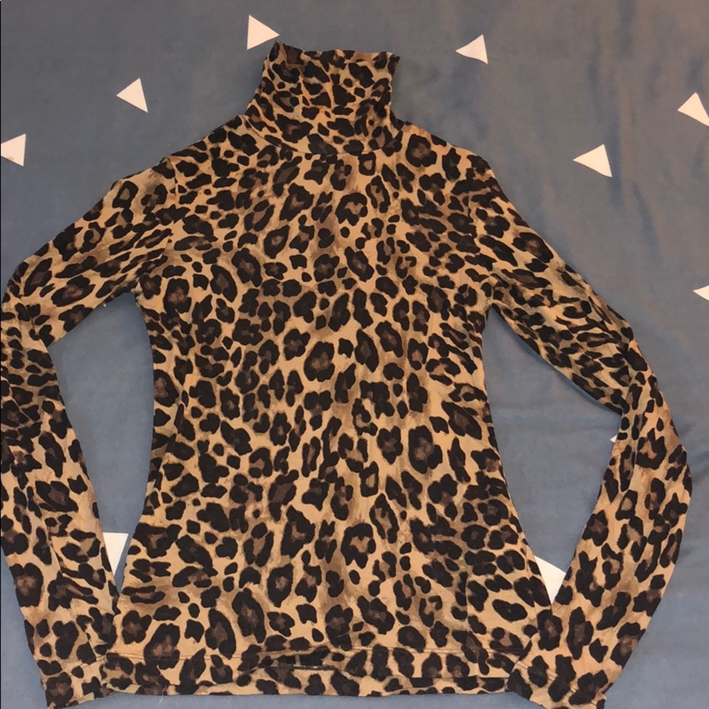 Long sleeve/ turtle neck